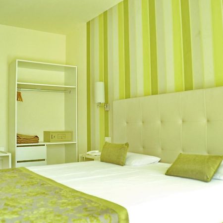 Ouril Hotel Julia Santa Maria Eksteriør bilde