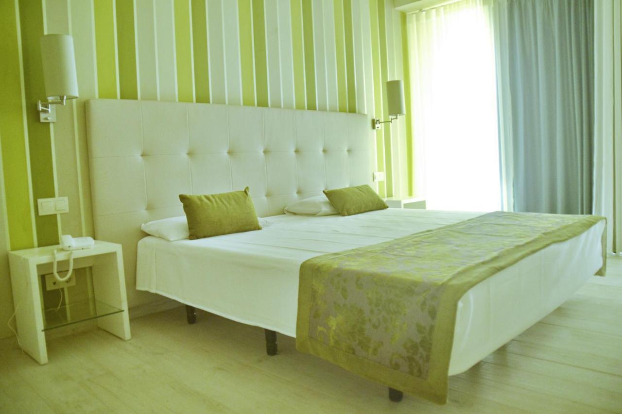 Ouril Hotel Julia Santa Maria Eksteriør bilde