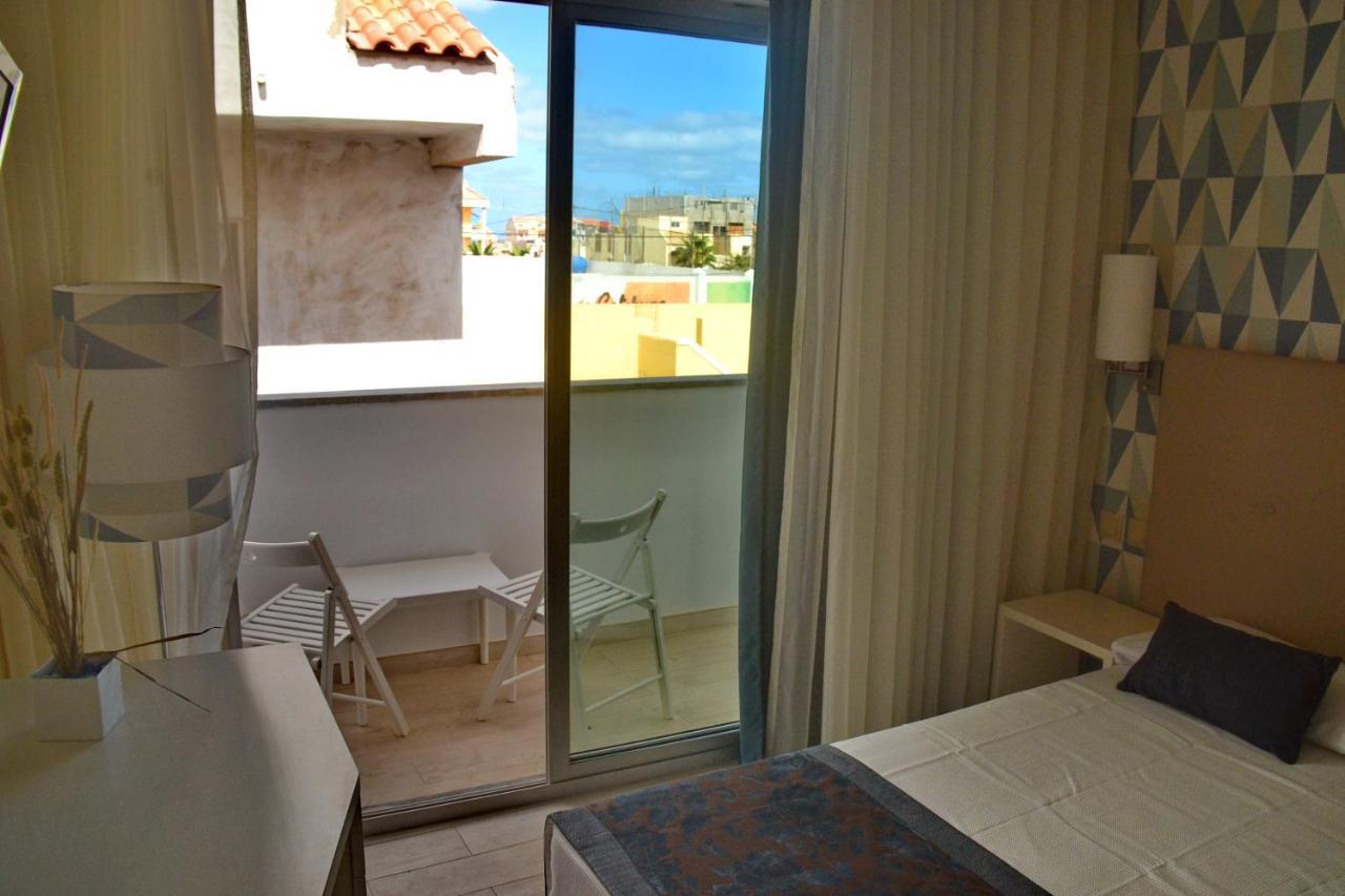 Ouril Hotel Julia Santa Maria Eksteriør bilde