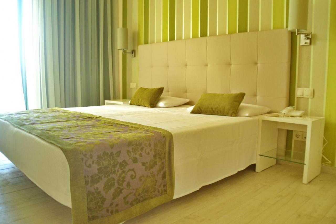 Ouril Hotel Julia Santa Maria Eksteriør bilde
