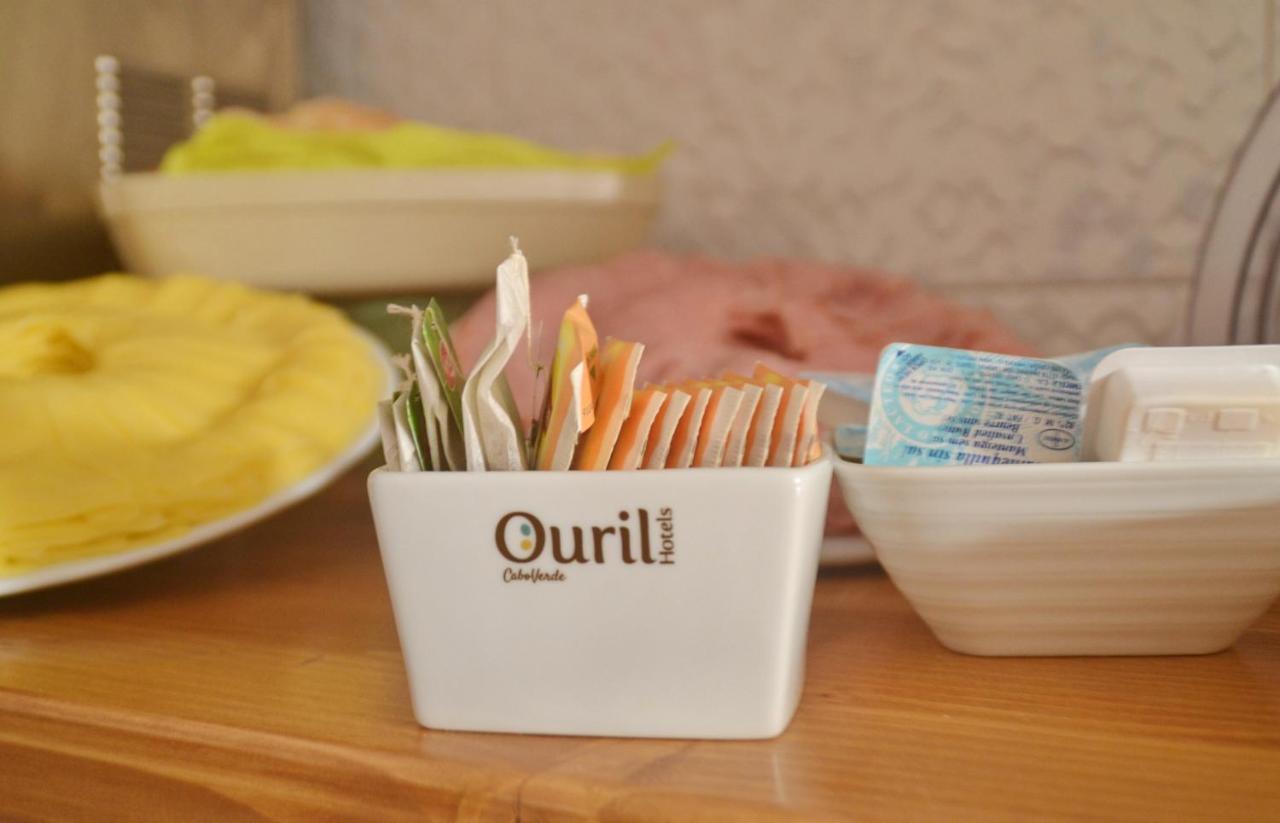 Ouril Hotel Julia Santa Maria Eksteriør bilde