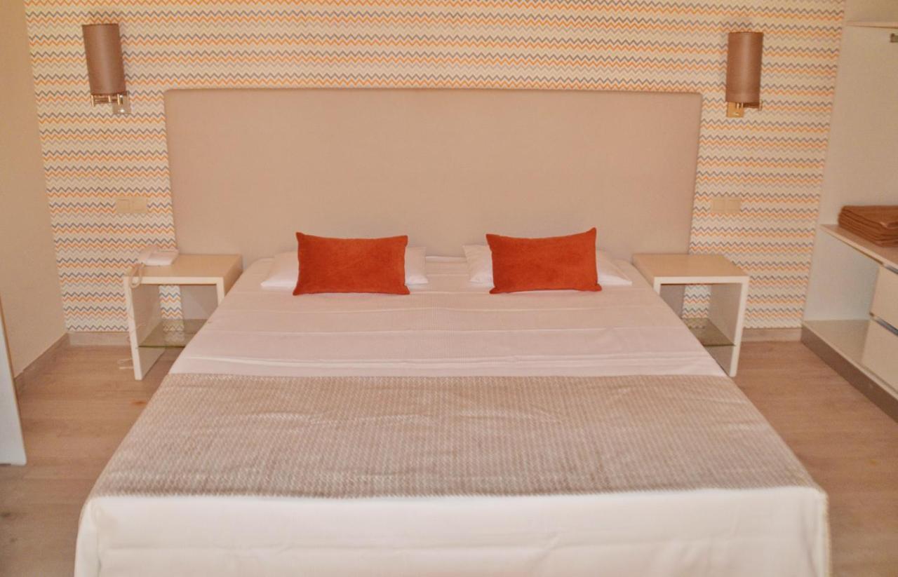 Ouril Hotel Julia Santa Maria Eksteriør bilde